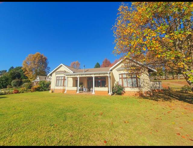 4 BEDROOM TOWNHOUSE FOR SALE IN UNDERBERG